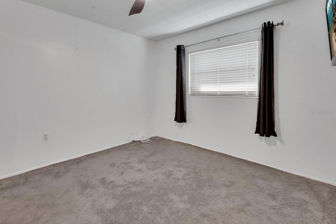 205 ELMWOOD AVENUE, #220, Deland, FL 32724