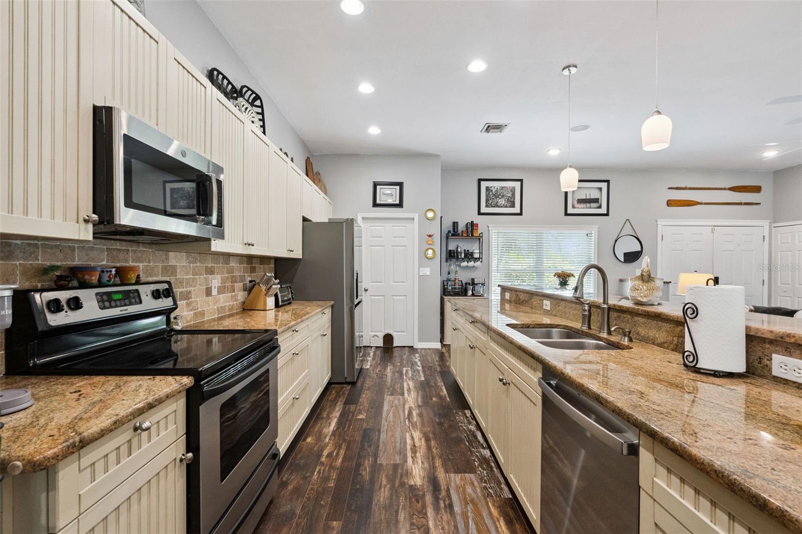 104 SMITHSON DRIVE, Oviedo, FL 32765
