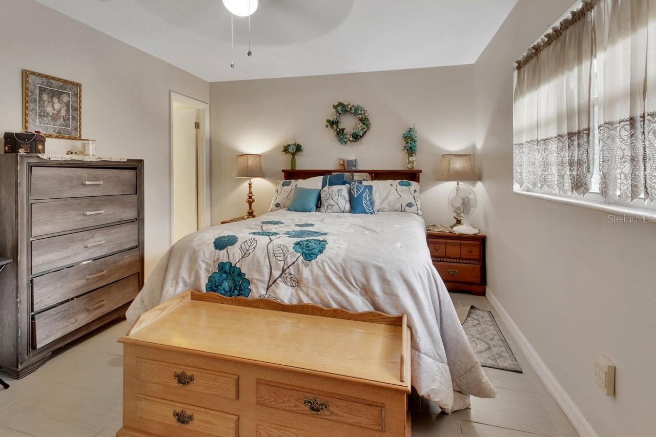 713 E MICHIGAN AVENUE, #B, Deland, FL 32724