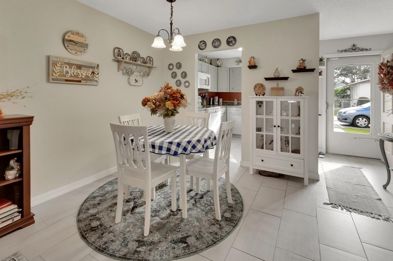 713 E MICHIGAN AVENUE, #B, Deland, FL 32724