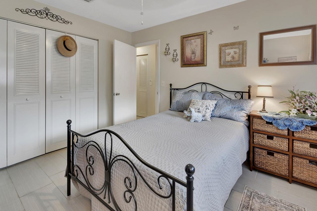 713 E MICHIGAN AVENUE, #B, Deland, FL 32724
