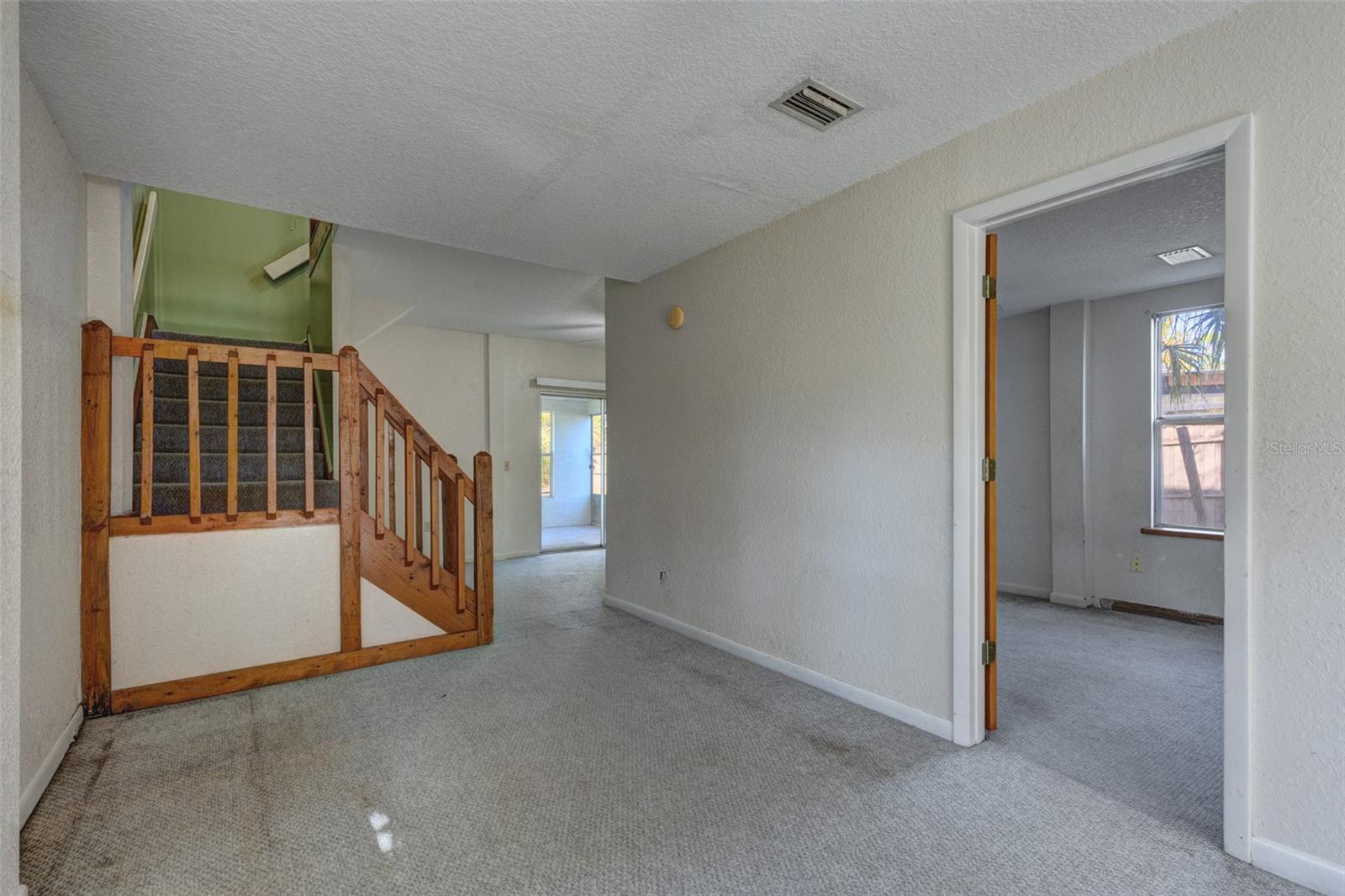1950 9TH AVENUE, Deland, FL 32724