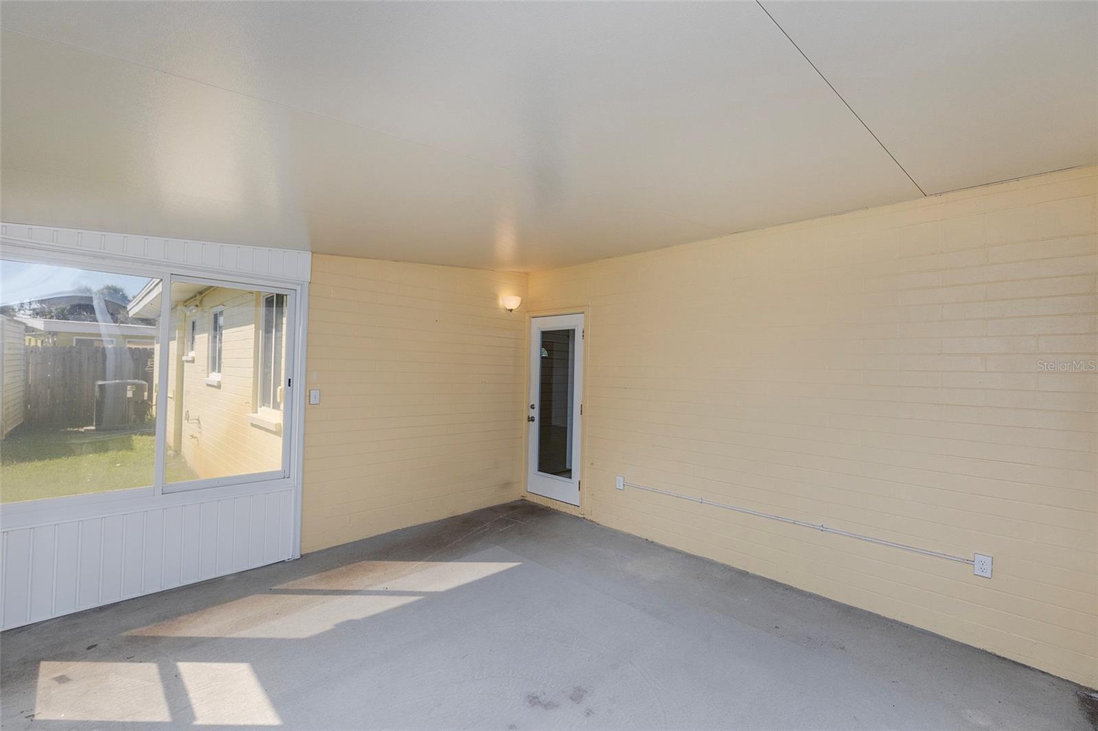 3105 LA PALOMA AVENUE, Daytona Beach, FL 32118