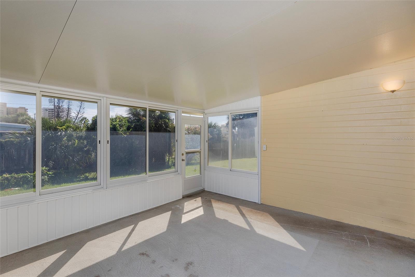 3105 LA PALOMA AVENUE, Daytona Beach, FL 32118