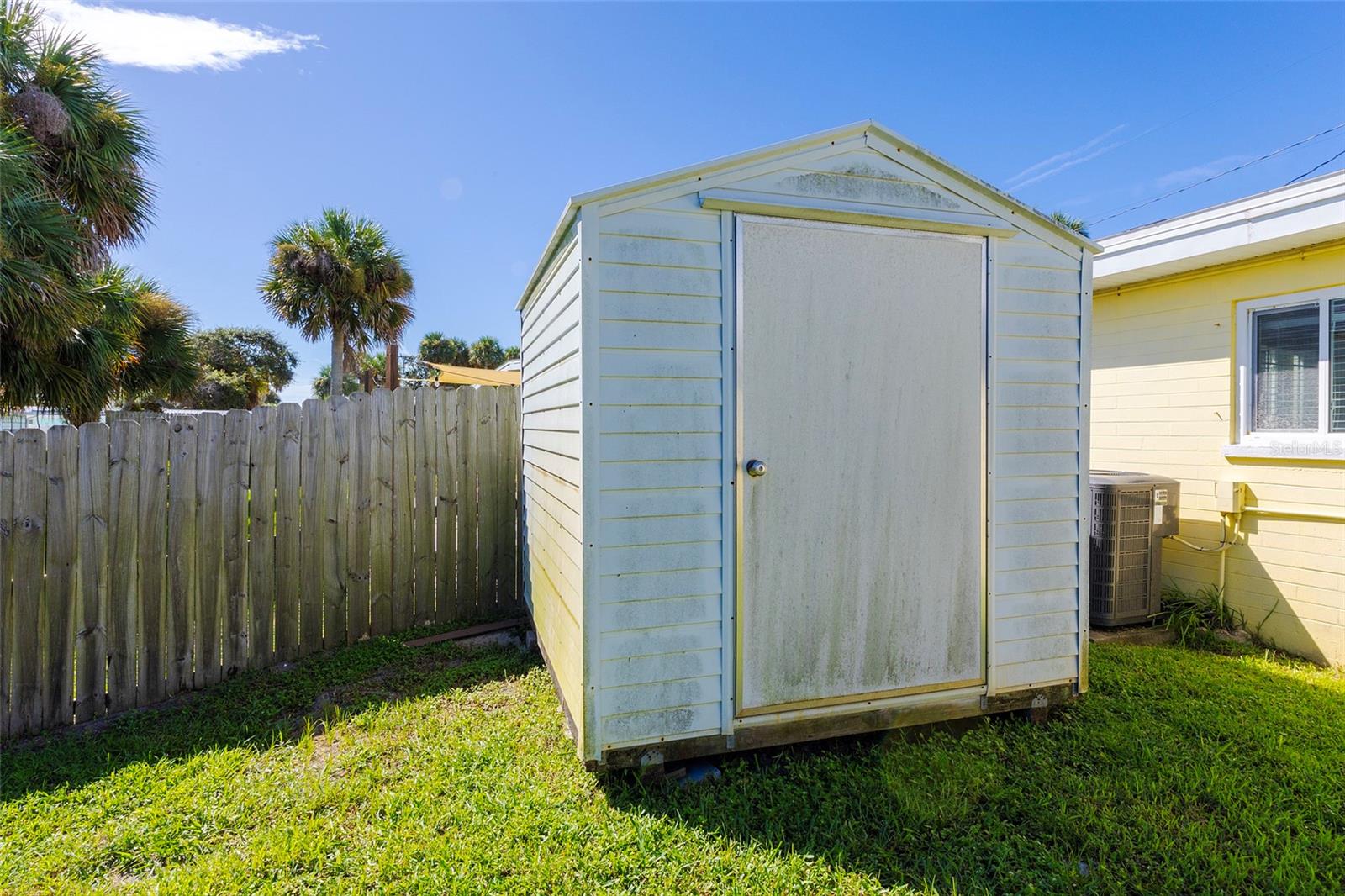 3105 LA PALOMA AVENUE, Daytona Beach, FL 32118