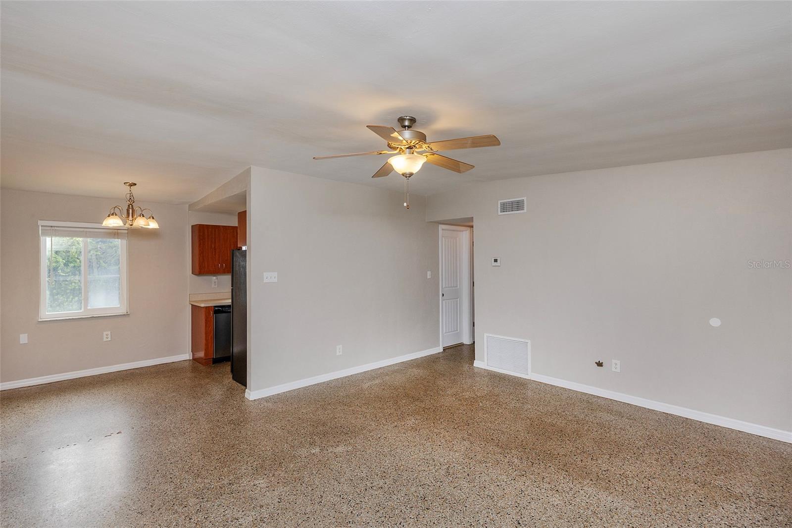 3105 LA PALOMA AVENUE, Daytona Beach, FL 32118