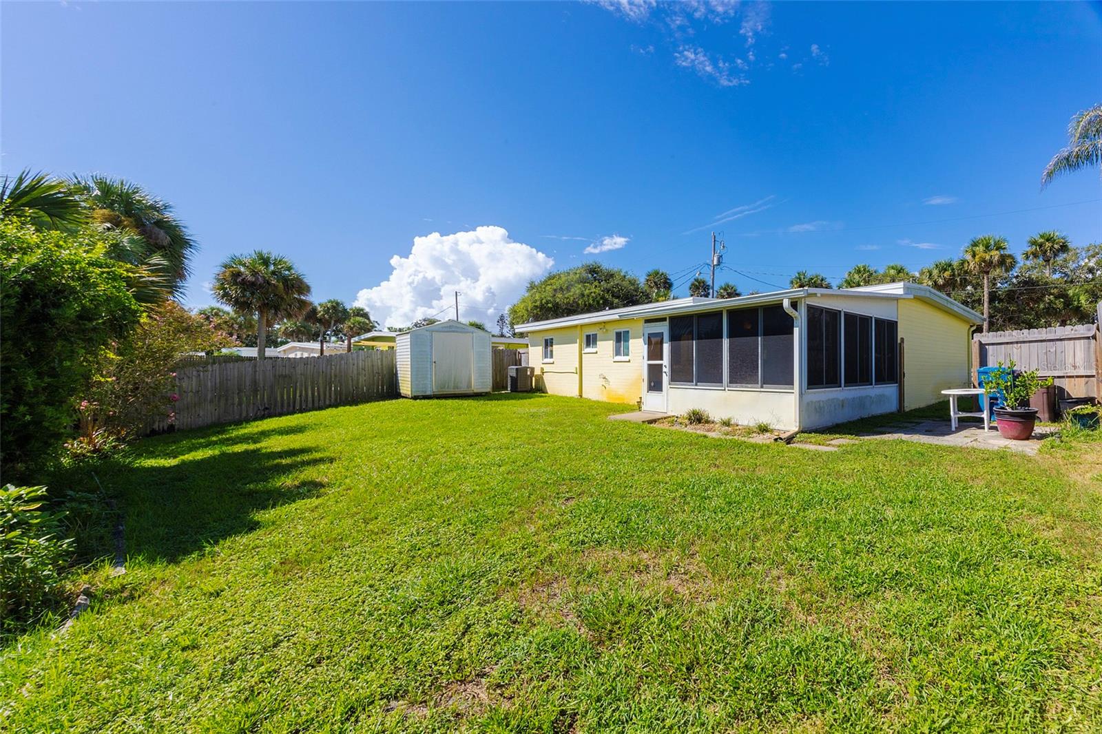 3105 LA PALOMA AVENUE, Daytona Beach, FL 32118