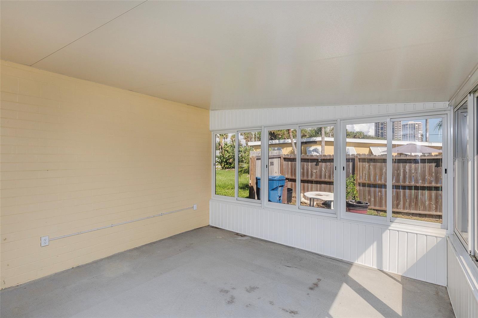 3105 LA PALOMA AVENUE, Daytona Beach, FL 32118