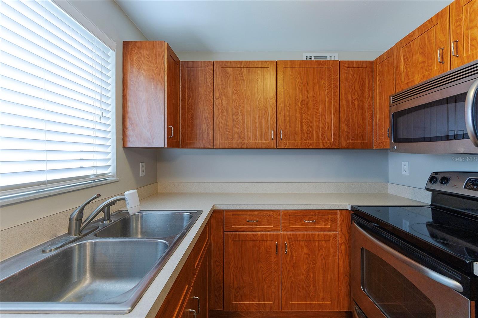 3105 LA PALOMA AVENUE, Daytona Beach, FL 32118