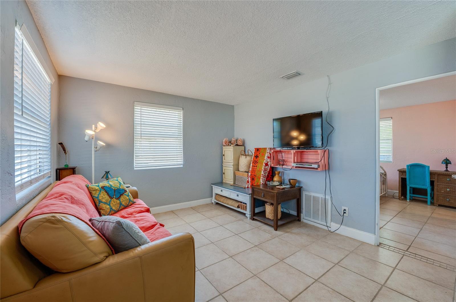 34 RIVER DRIVE, Ormond Beach, FL 32176 34 RIVER DRIVE, Ormond Beach, FL 32176