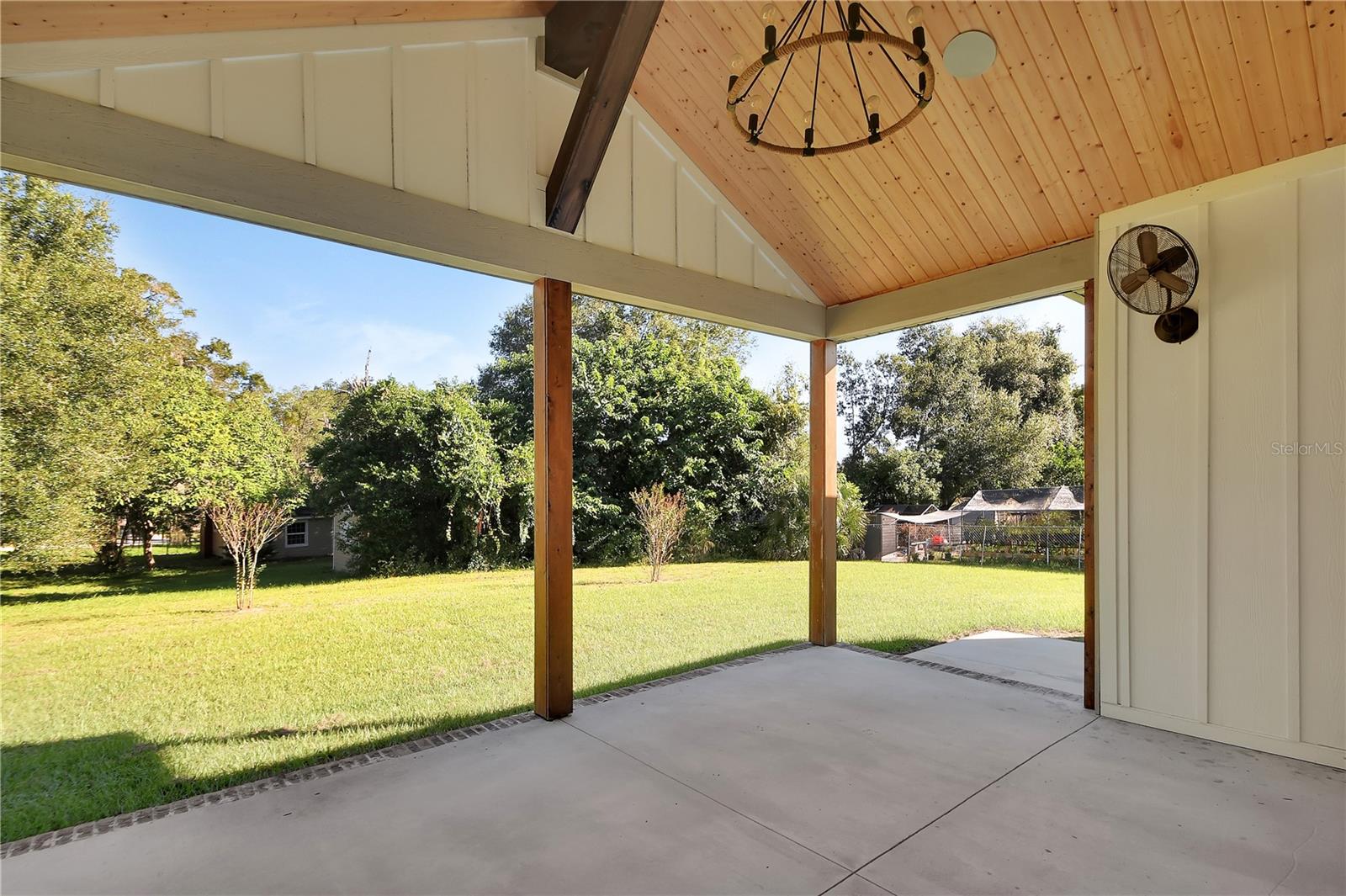 743 W FLORENCE AVENUE, Deland, FL 32720