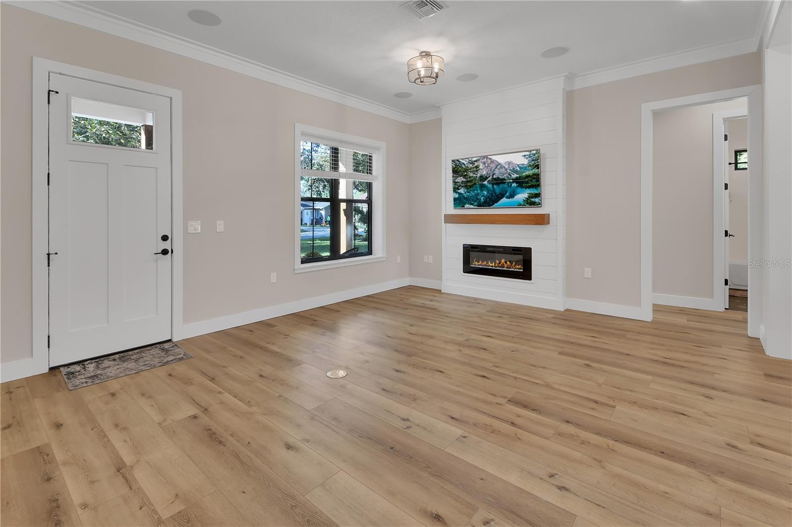 743 W FLORENCE AVENUE, Deland, FL 32720