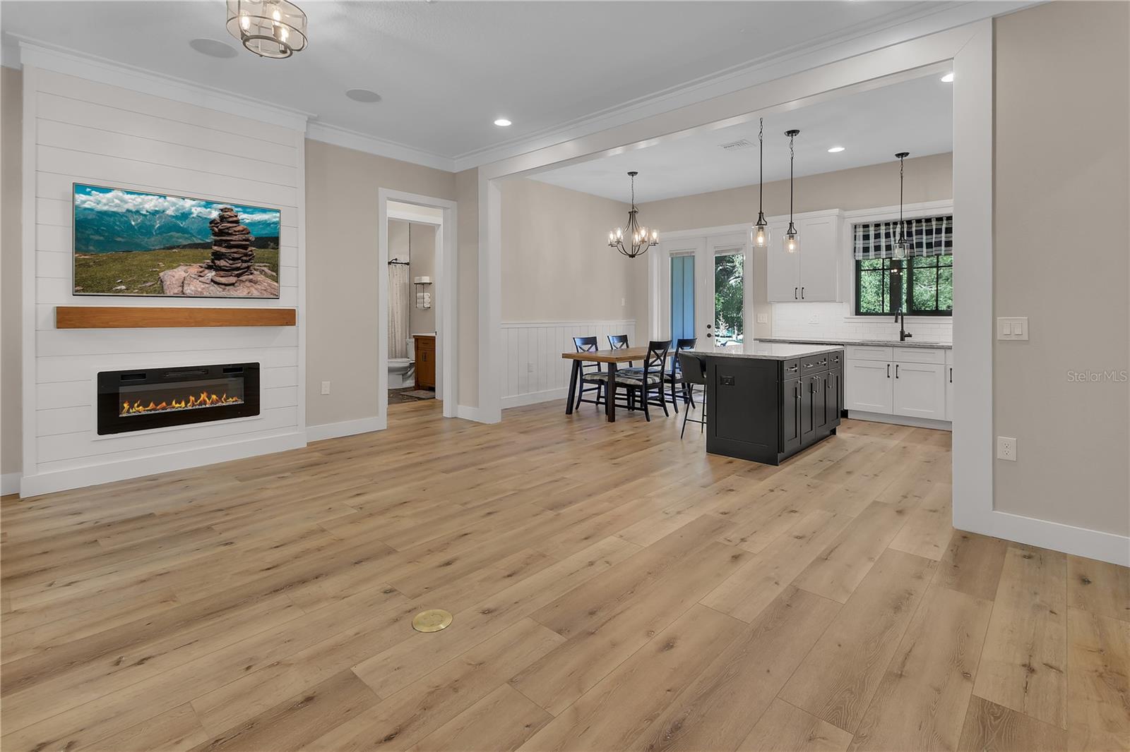 743 W FLORENCE AVENUE, Deland, FL 32720