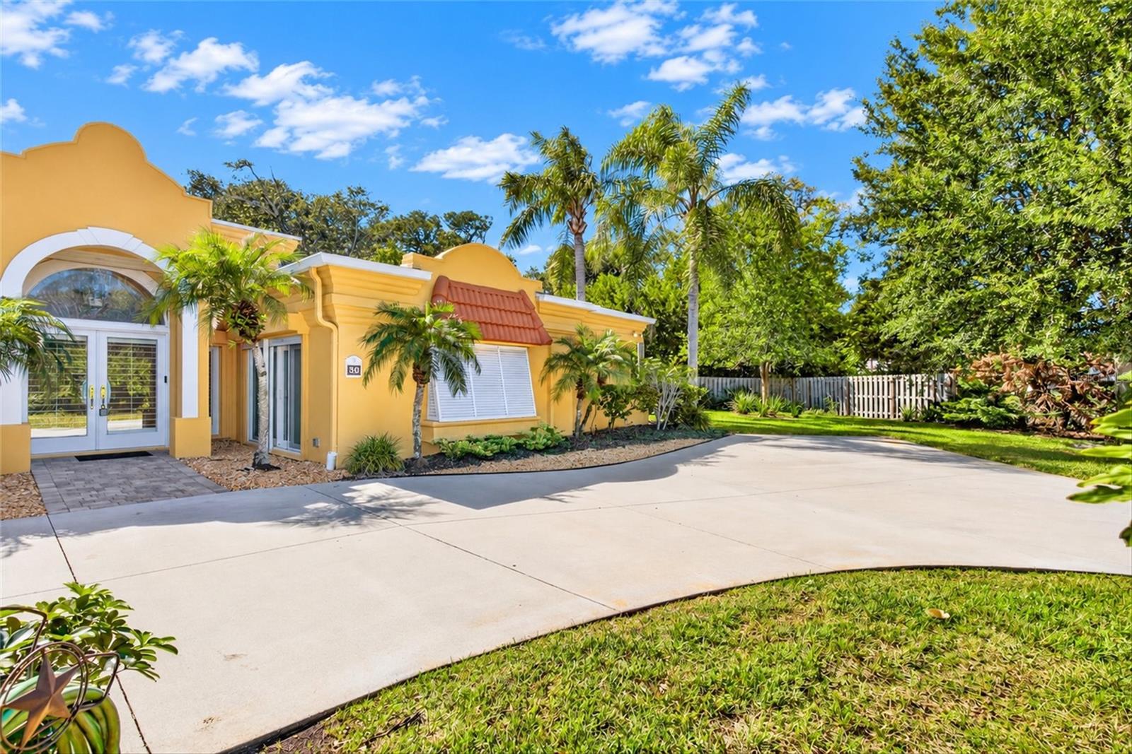 30 BOSARVEY CIRCLE, Ormond Beach, FL 32176