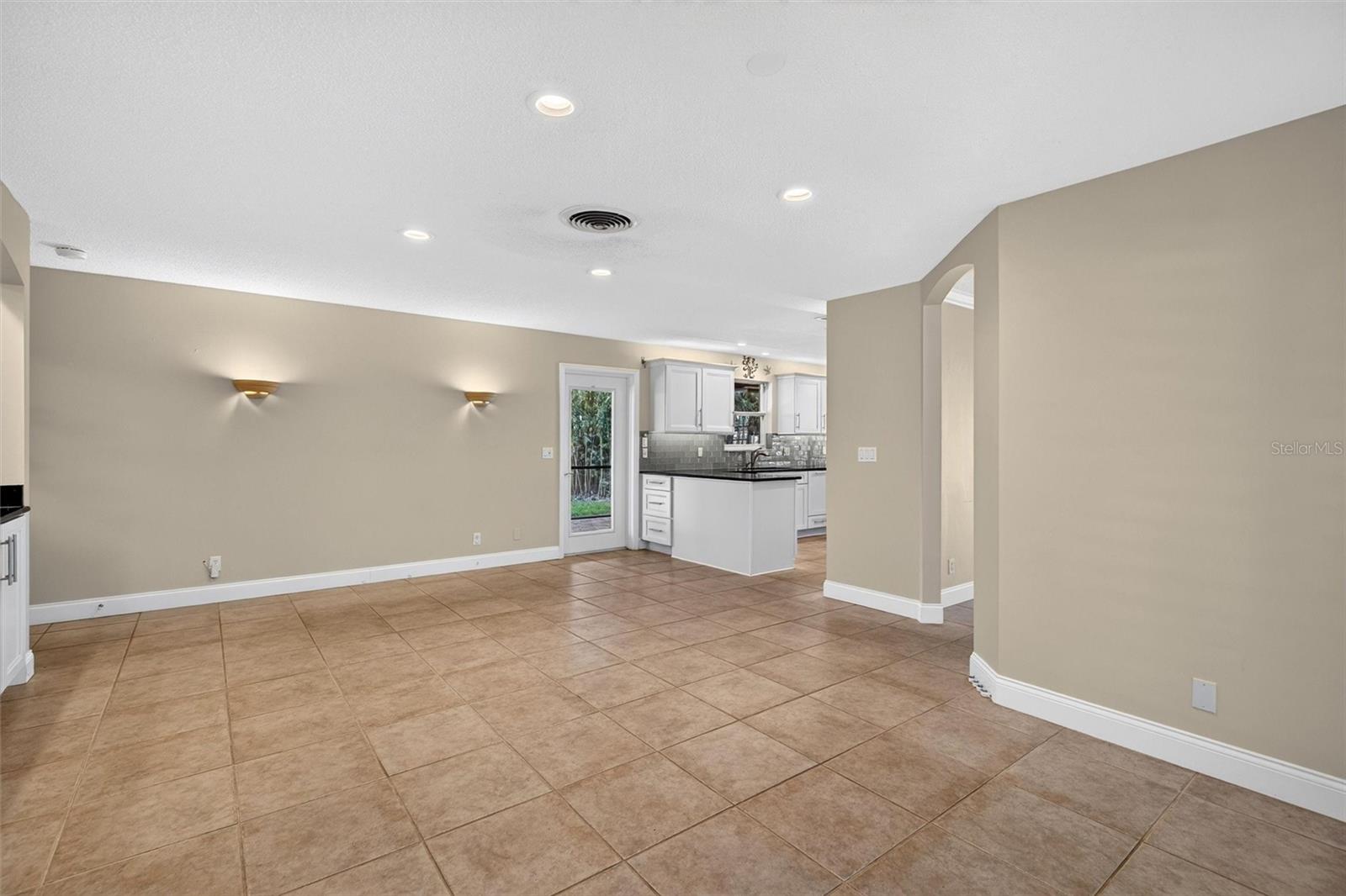 30 BOSARVEY CIRCLE, Ormond Beach, FL 32176