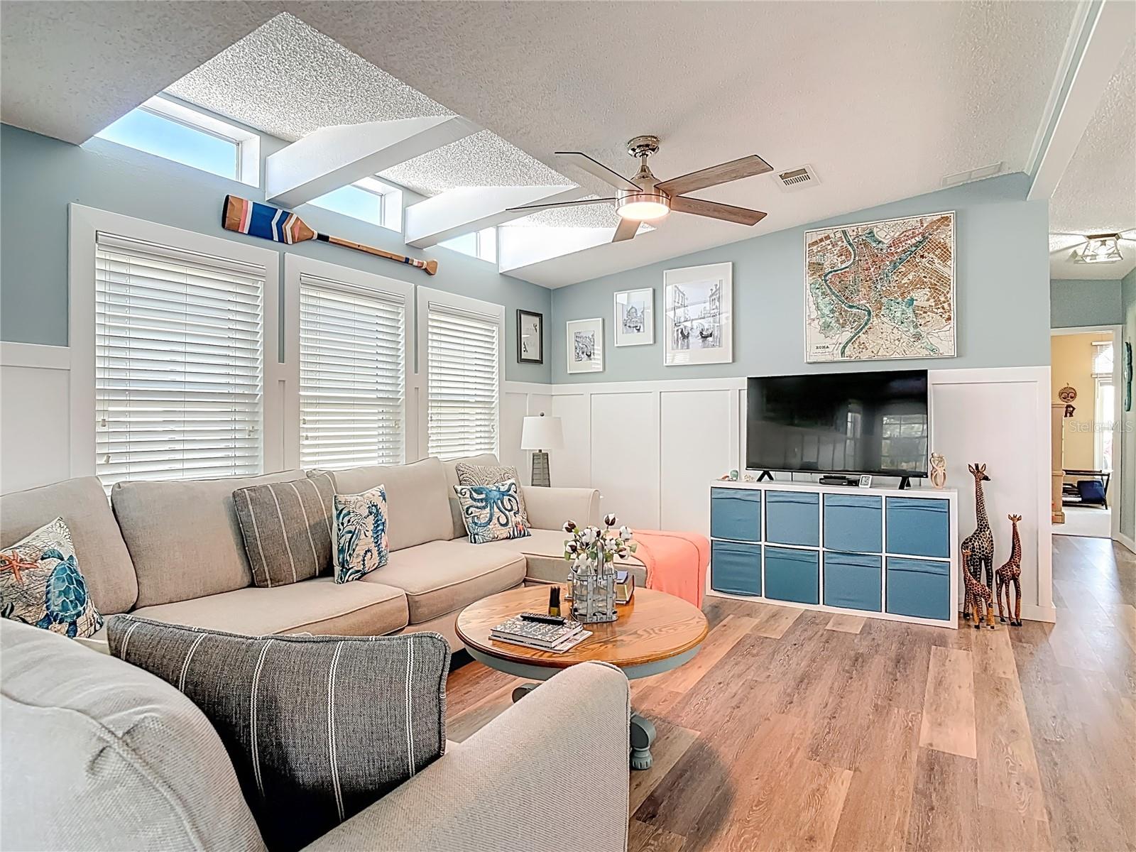 70 EAGLE POINT S, Osteen, FL 32764