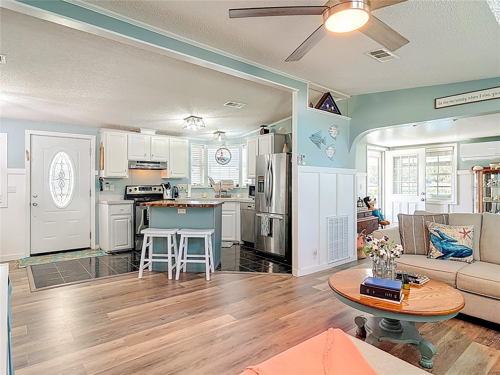 70 EAGLE POINT S, Osteen, FL 32764