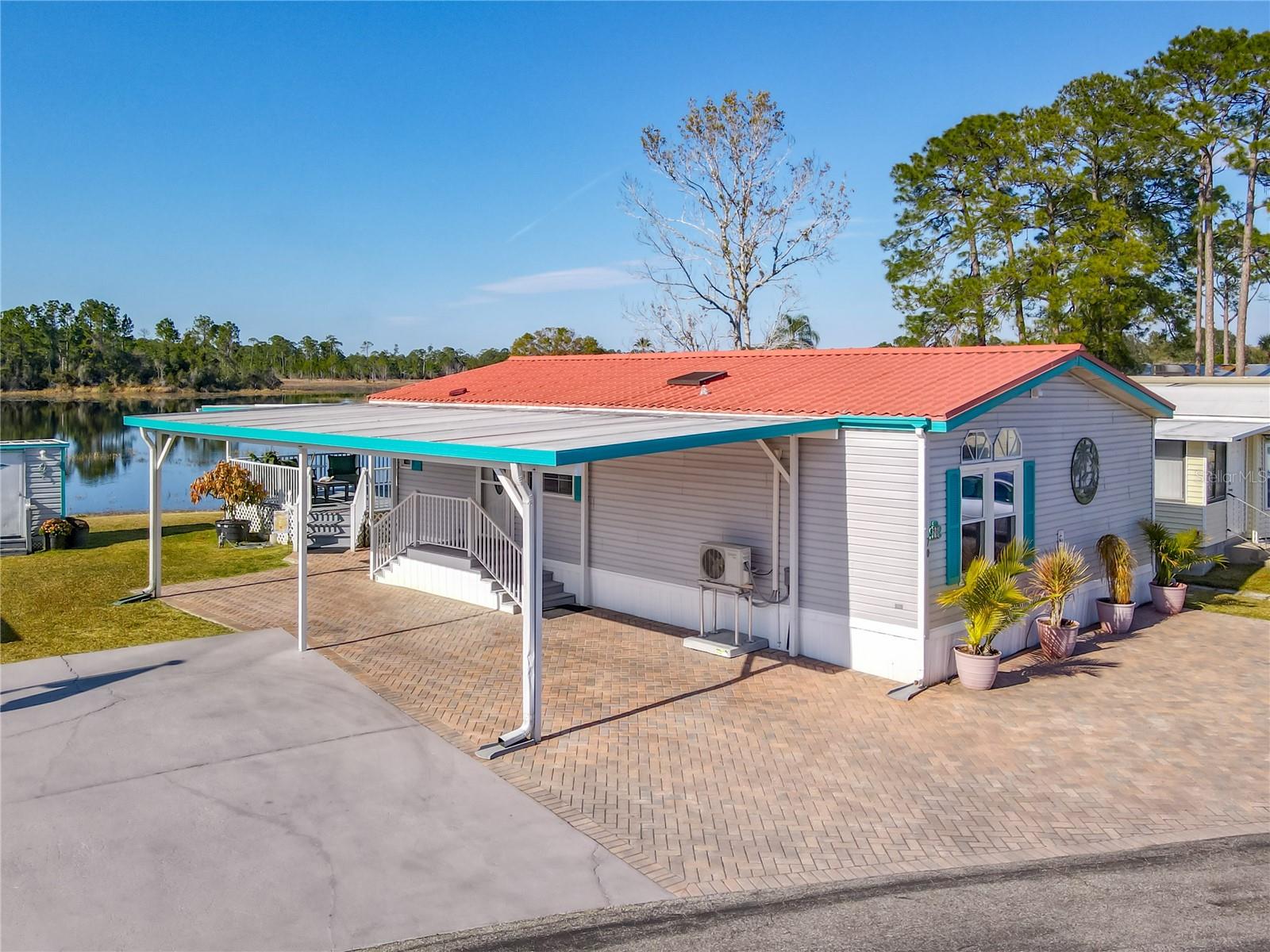 70 EAGLE POINT S, Osteen, FL 32764