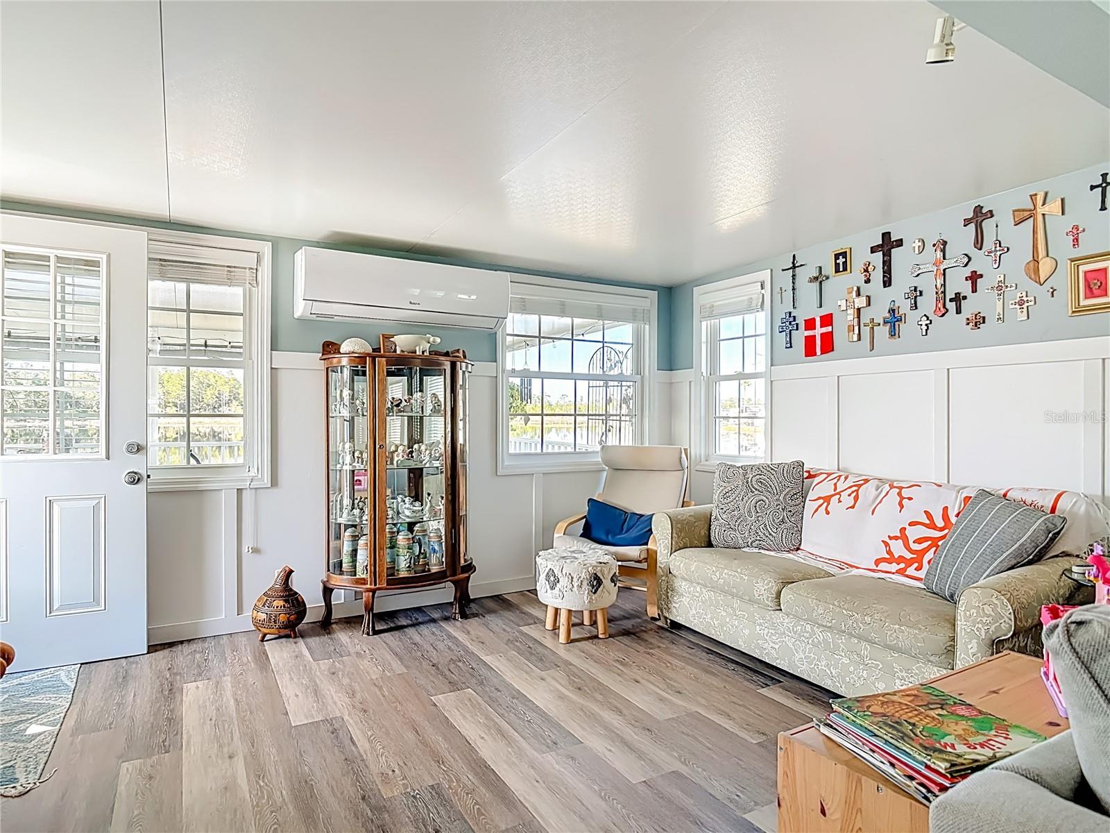 70 EAGLE POINT S, Osteen, FL 32764