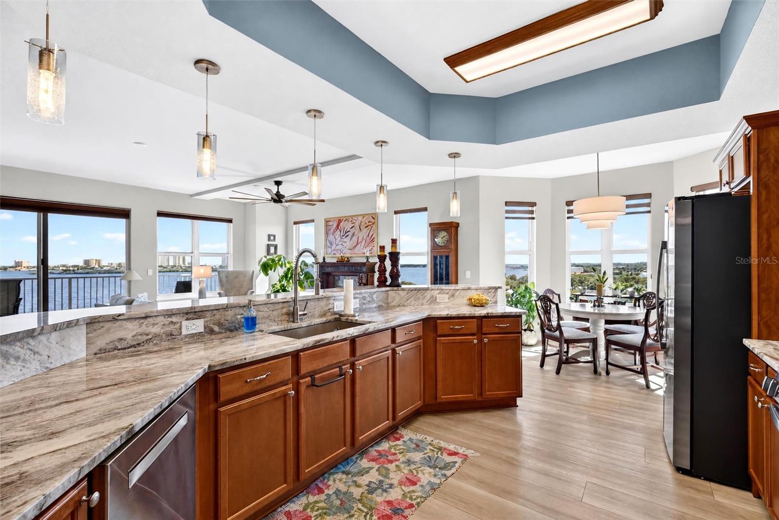 2801 S RIDGEWOOD AVENUE, #608, South Daytona, FL 32119