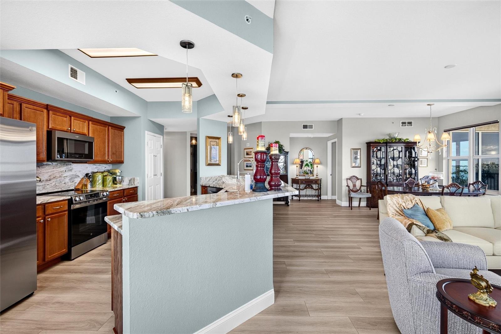 2801 S RIDGEWOOD AVENUE, #608, South Daytona, FL 32119