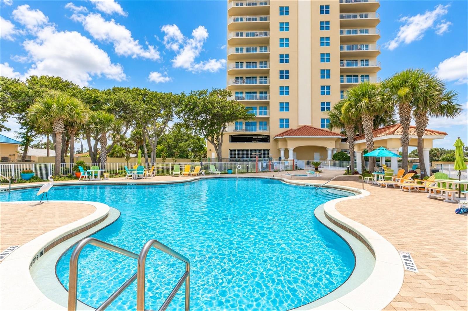 2801 S RIDGEWOOD AVENUE, #608, South Daytona, FL 32119