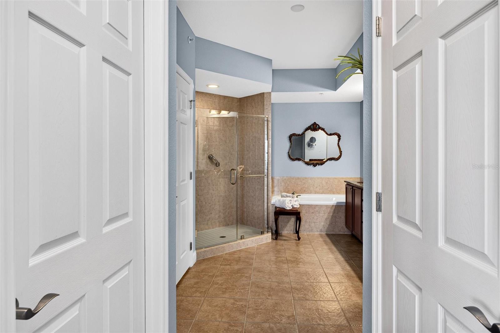 2801 S RIDGEWOOD AVENUE, #608, South Daytona, FL 32119