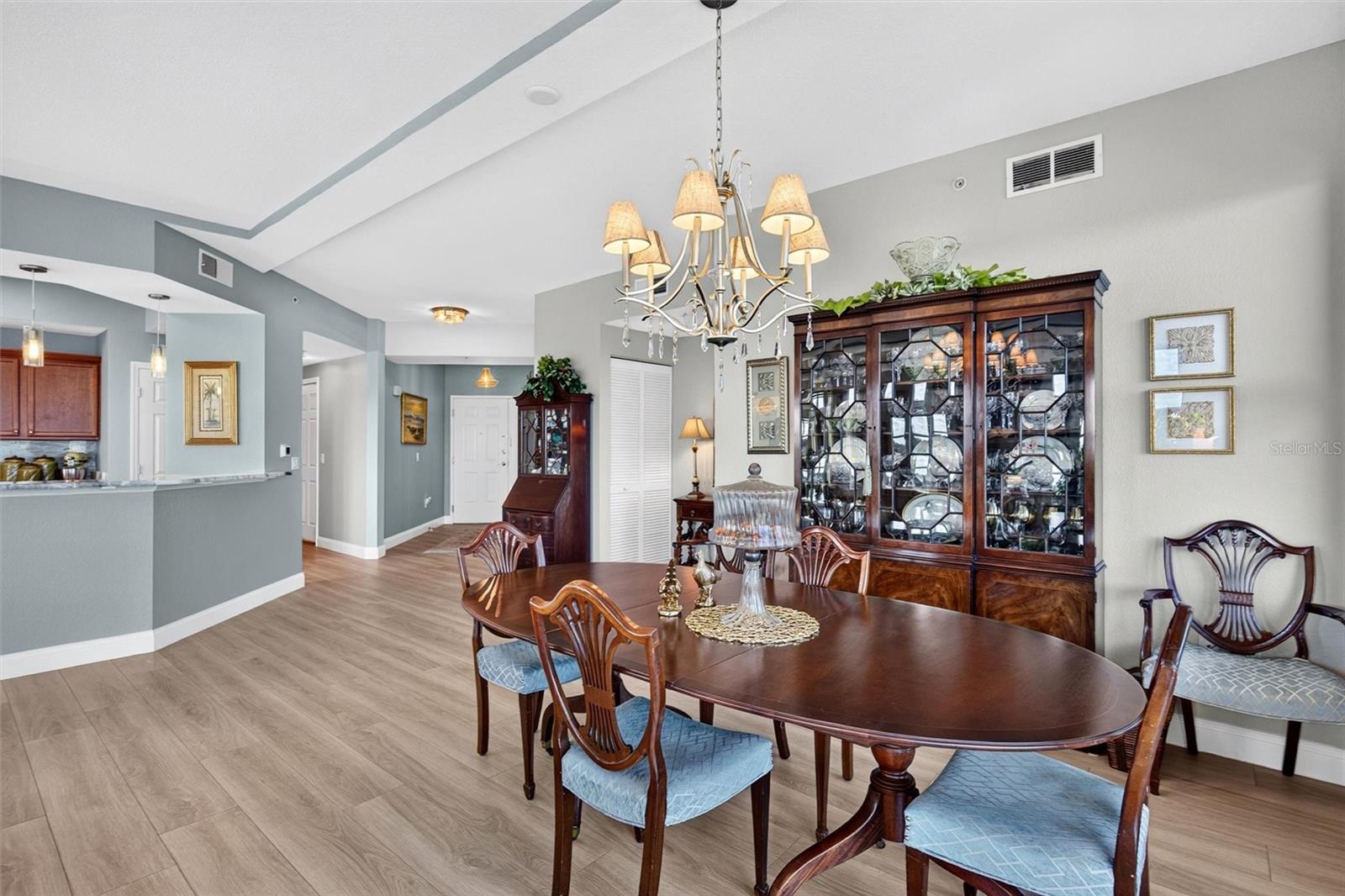 2801 S RIDGEWOOD AVENUE, #608, South Daytona, FL 32119