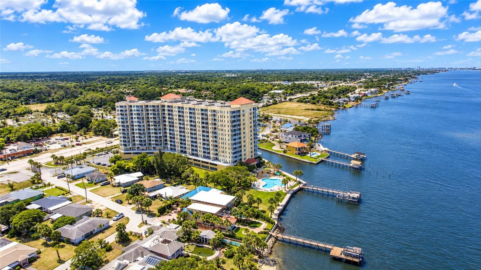2801 S RIDGEWOOD AVENUE, #608, South Daytona, FL 32119