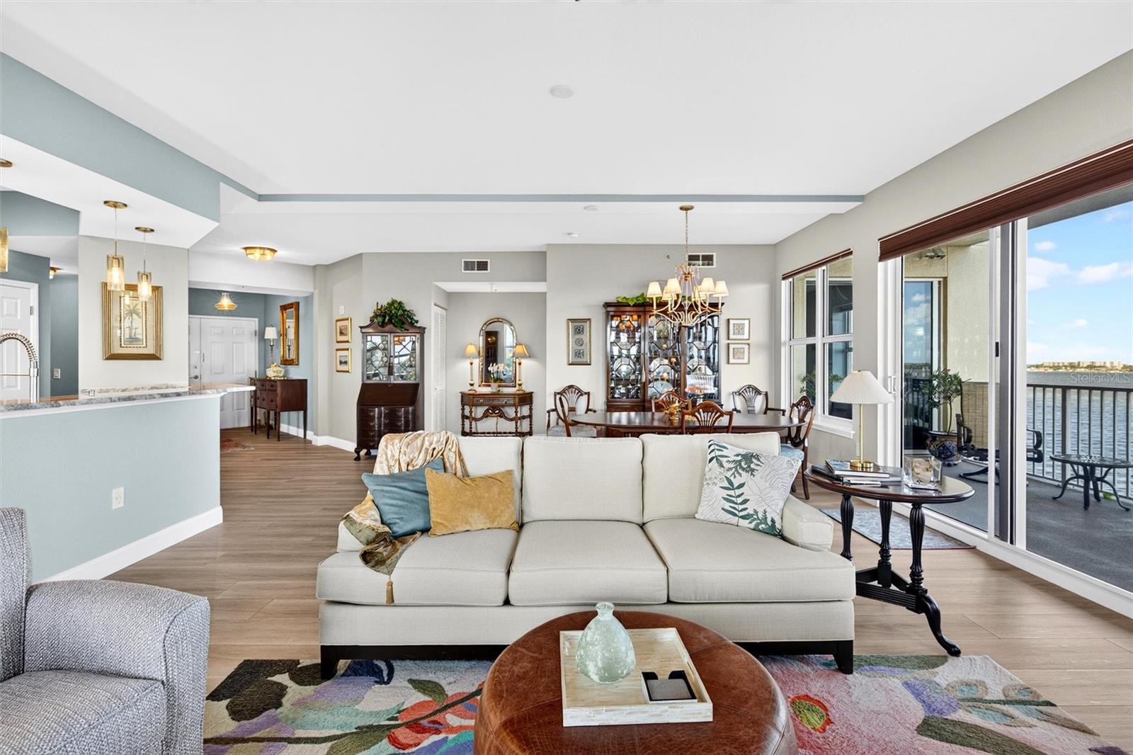 2801 S RIDGEWOOD AVENUE, #608, South Daytona, FL 32119