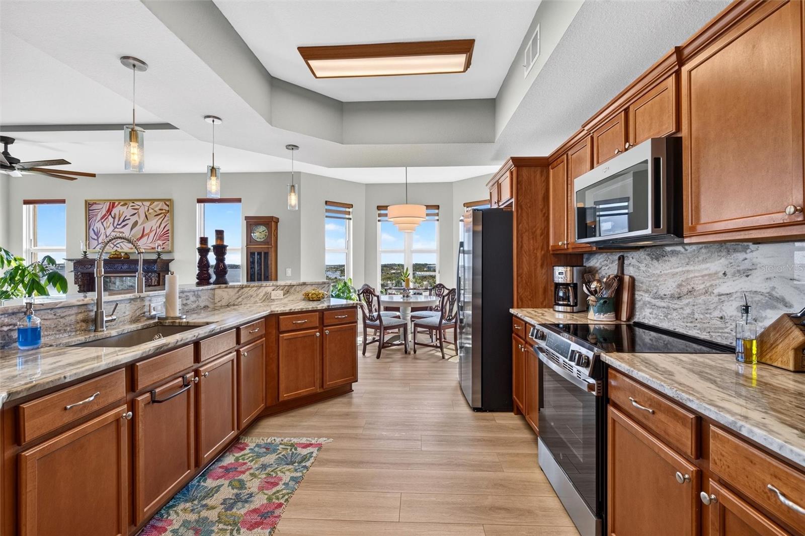2801 S RIDGEWOOD AVENUE, #608, South Daytona, FL 32119