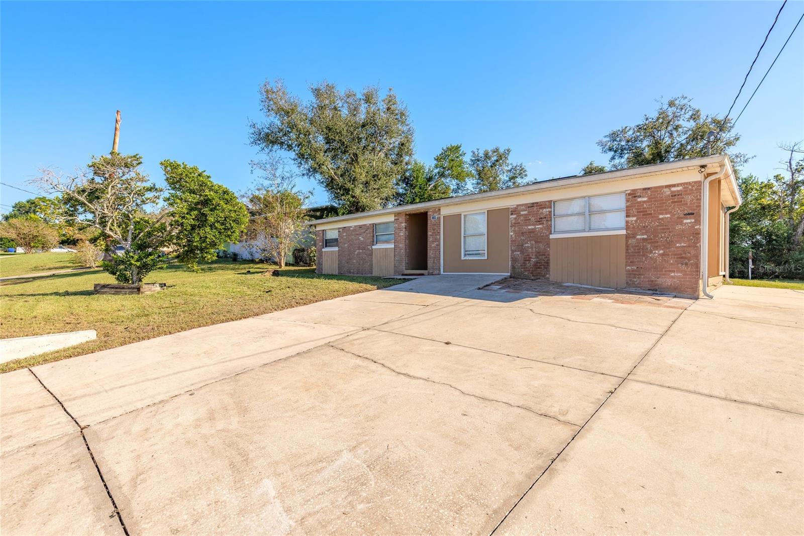 228 E HOLLY DRIVE, Orange City, FL 32763