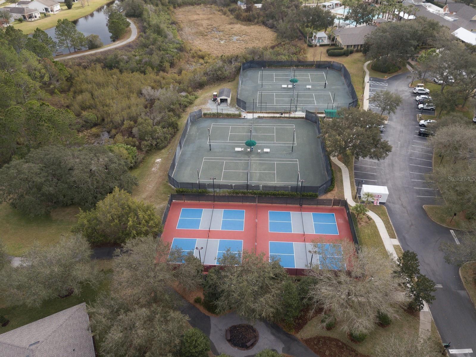 Lighted Tennis & Pickleball courts