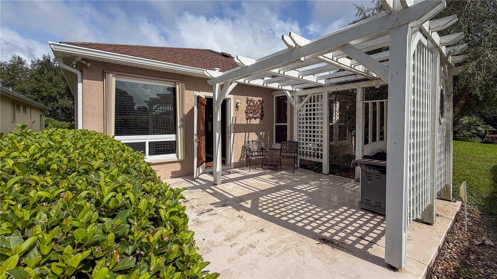 1594 LINCOLNSHIRE DRIVE, Deland, FL 32724