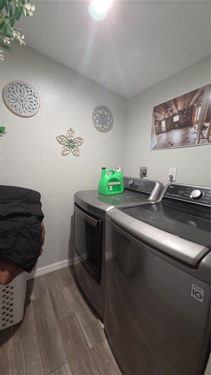 2381 OLD DAYTONA RD, Deland, FL 32724 2381 OLD DAYTONA RD, Deland, FL 32724