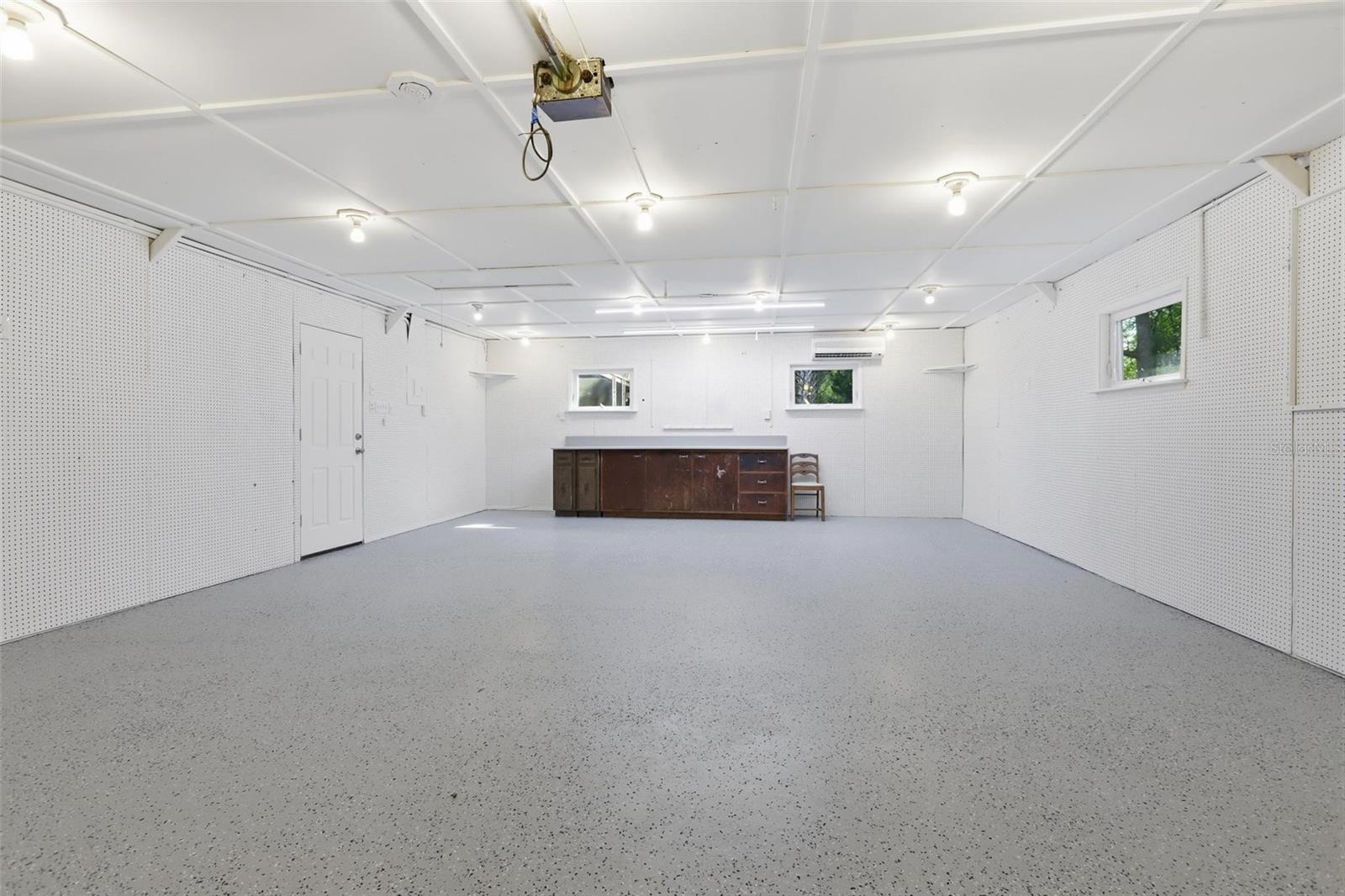 Detached Garage No 1