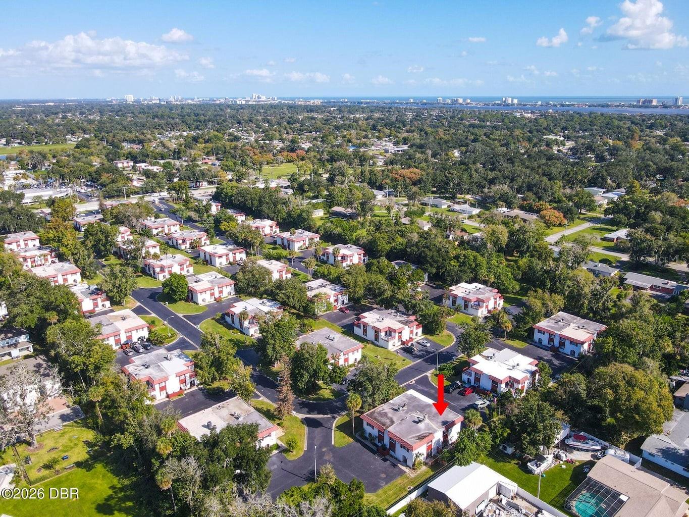 2066 OAK MEADOW CIRCLE, South Daytona, FL 32119