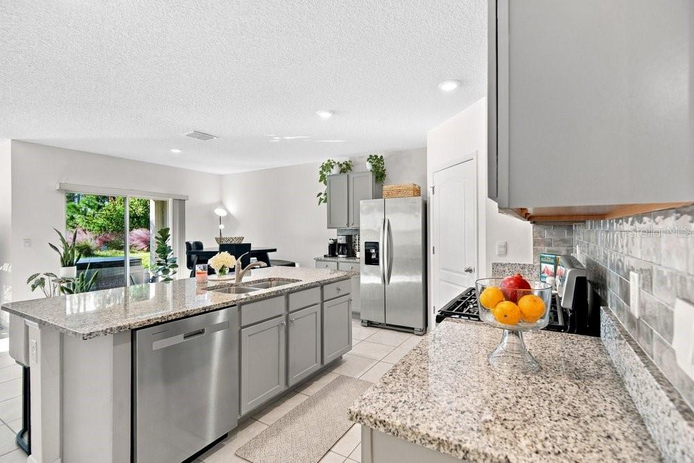 843 LAZIO CIRCLE, Debary, FL 32713