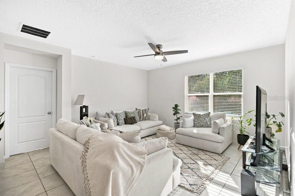 843 LAZIO CIRCLE, Debary, FL 32713