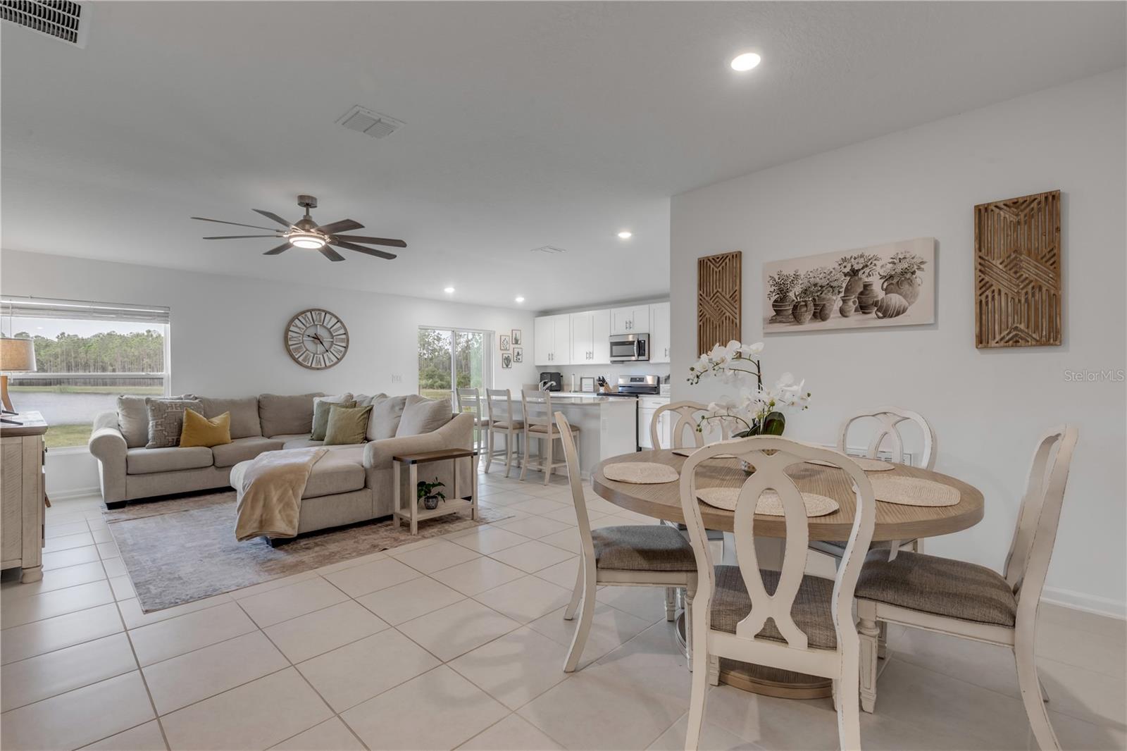 1295 BELLE ISLE LANE, Daytona Beach, FL 32124
