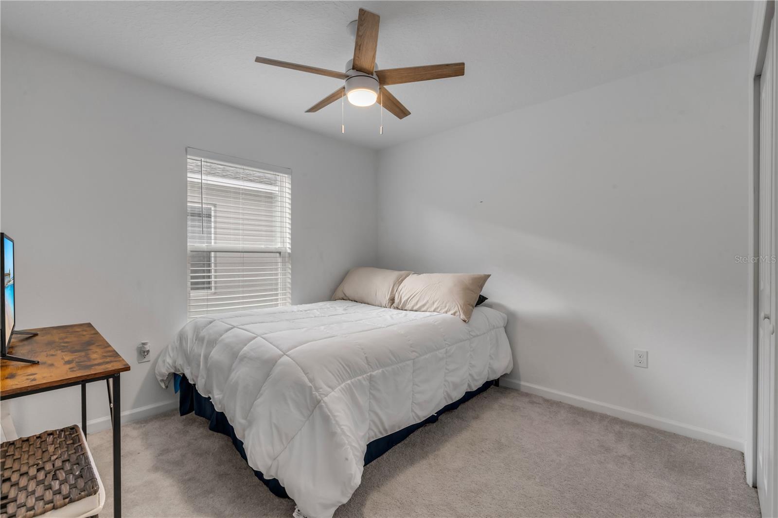 1295 BELLE ISLE LANE, Daytona Beach, FL 32124
