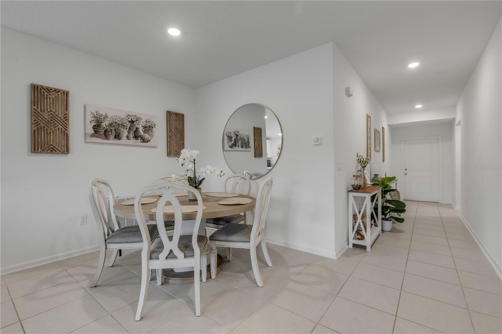 1295 BELLE ISLE LANE, Daytona Beach, FL 32124