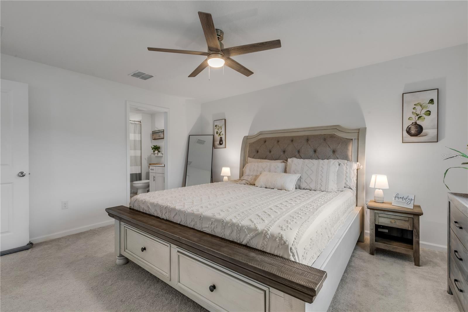 1295 BELLE ISLE LANE, Daytona Beach, FL 32124