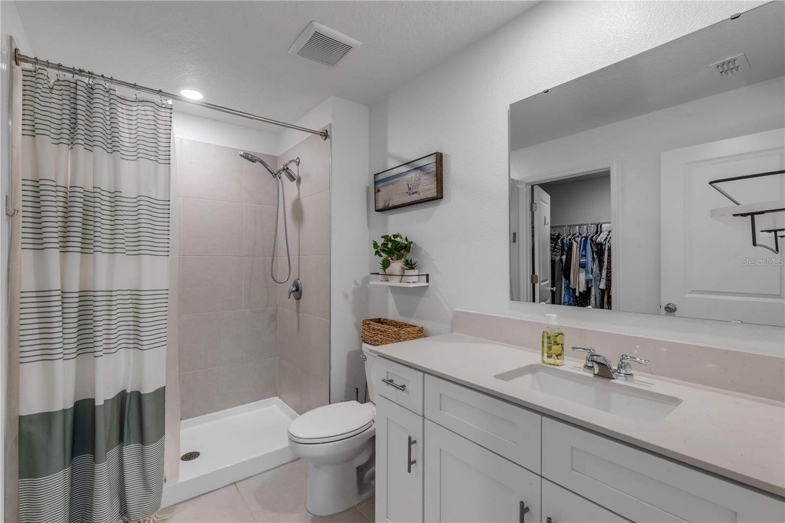 1295 BELLE ISLE LANE, Daytona Beach, FL 32124