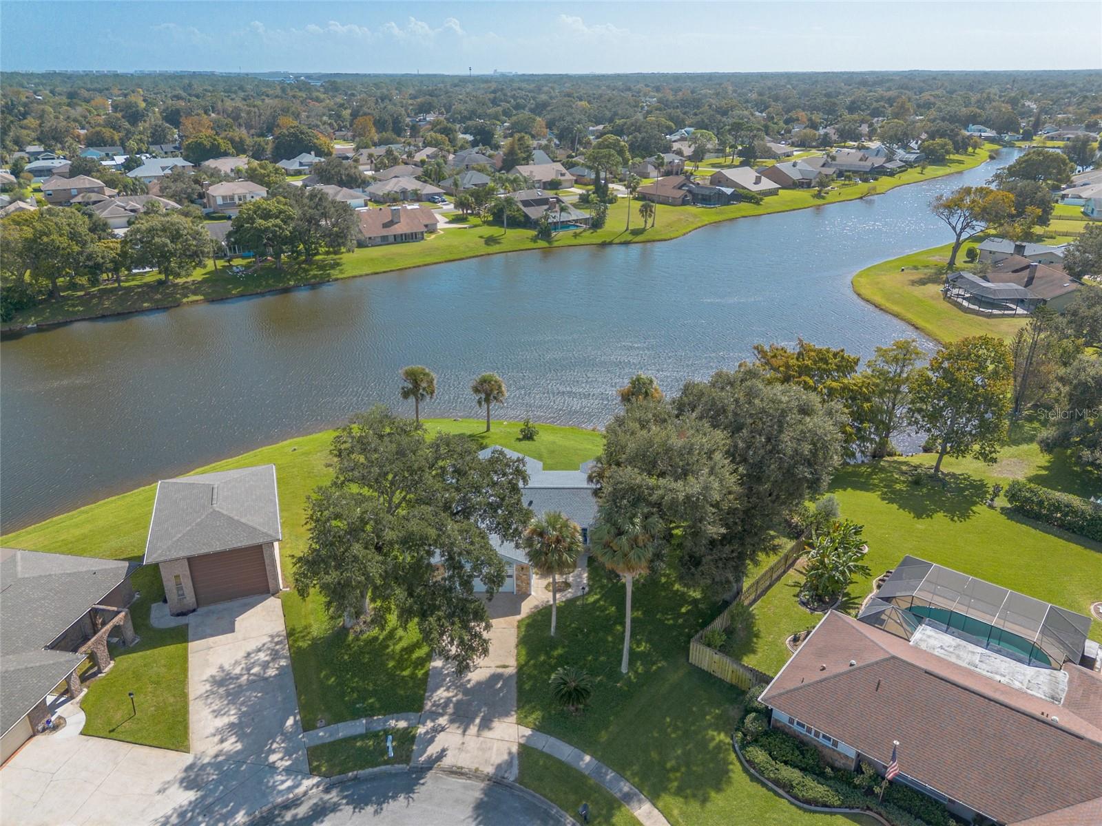 827 PINE TREE COURT, Port Orange, FL 32127