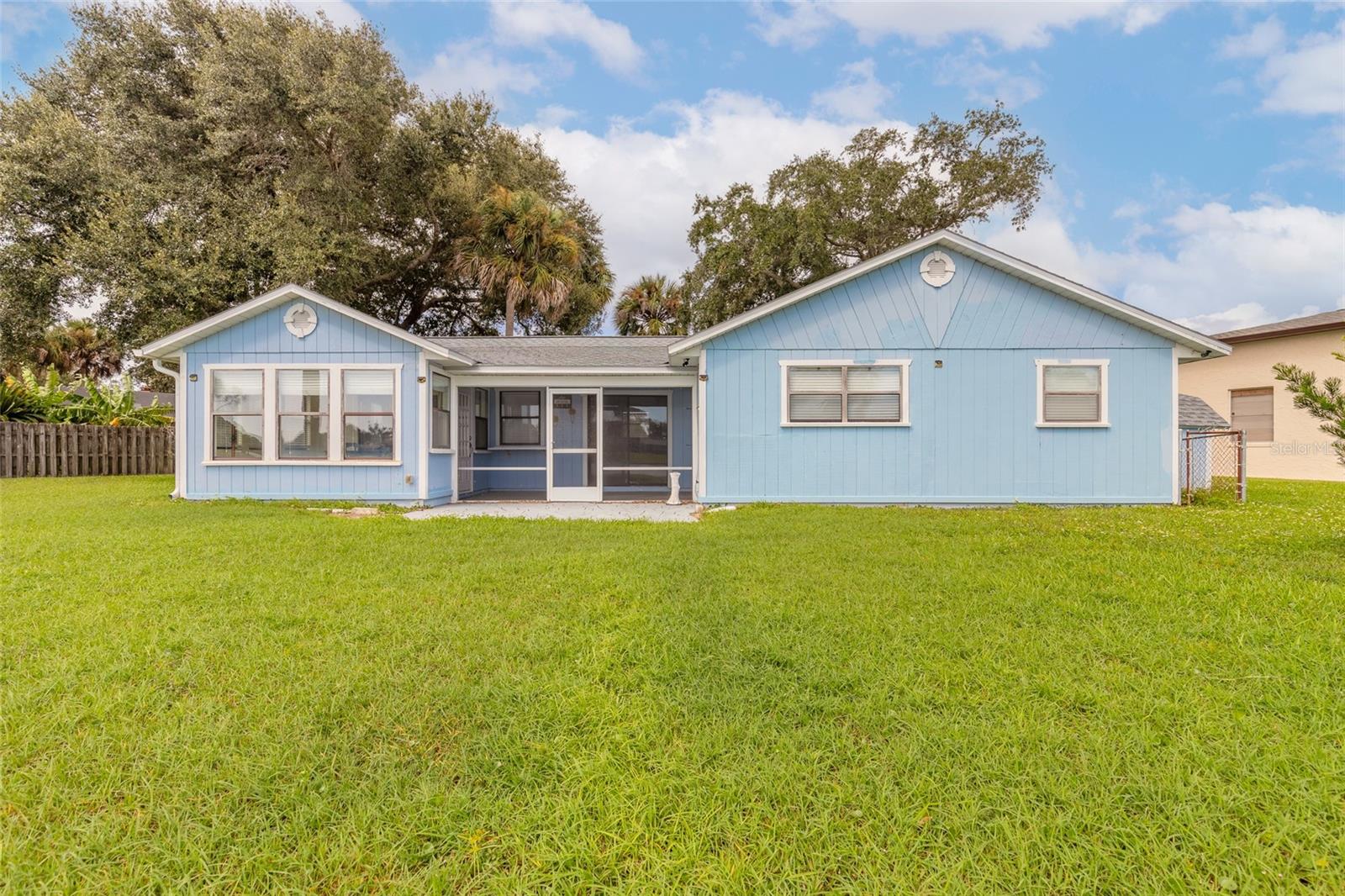 827 PINE TREE COURT, Port Orange, FL 32127
