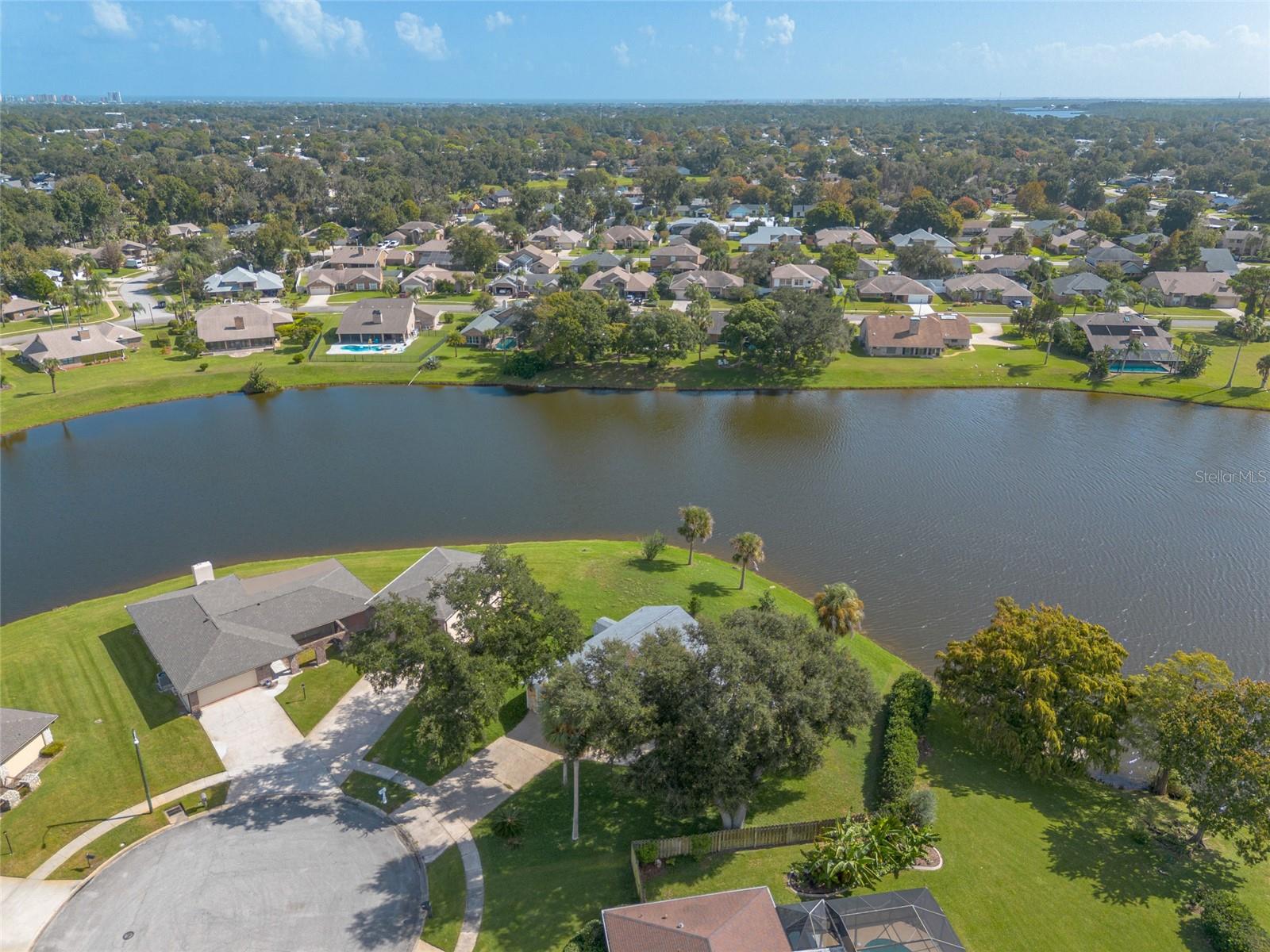 827 PINE TREE COURT, Port Orange, FL 32127
