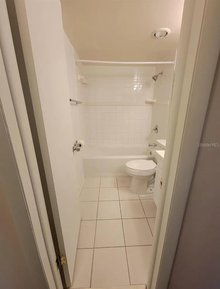 100 E KENTUCKY AVE, #103D, Deland, FL 32724