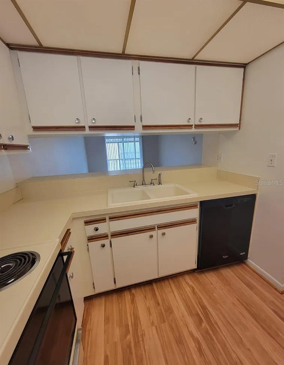 100 E KENTUCKY AVE, #103D, Deland, FL 32724