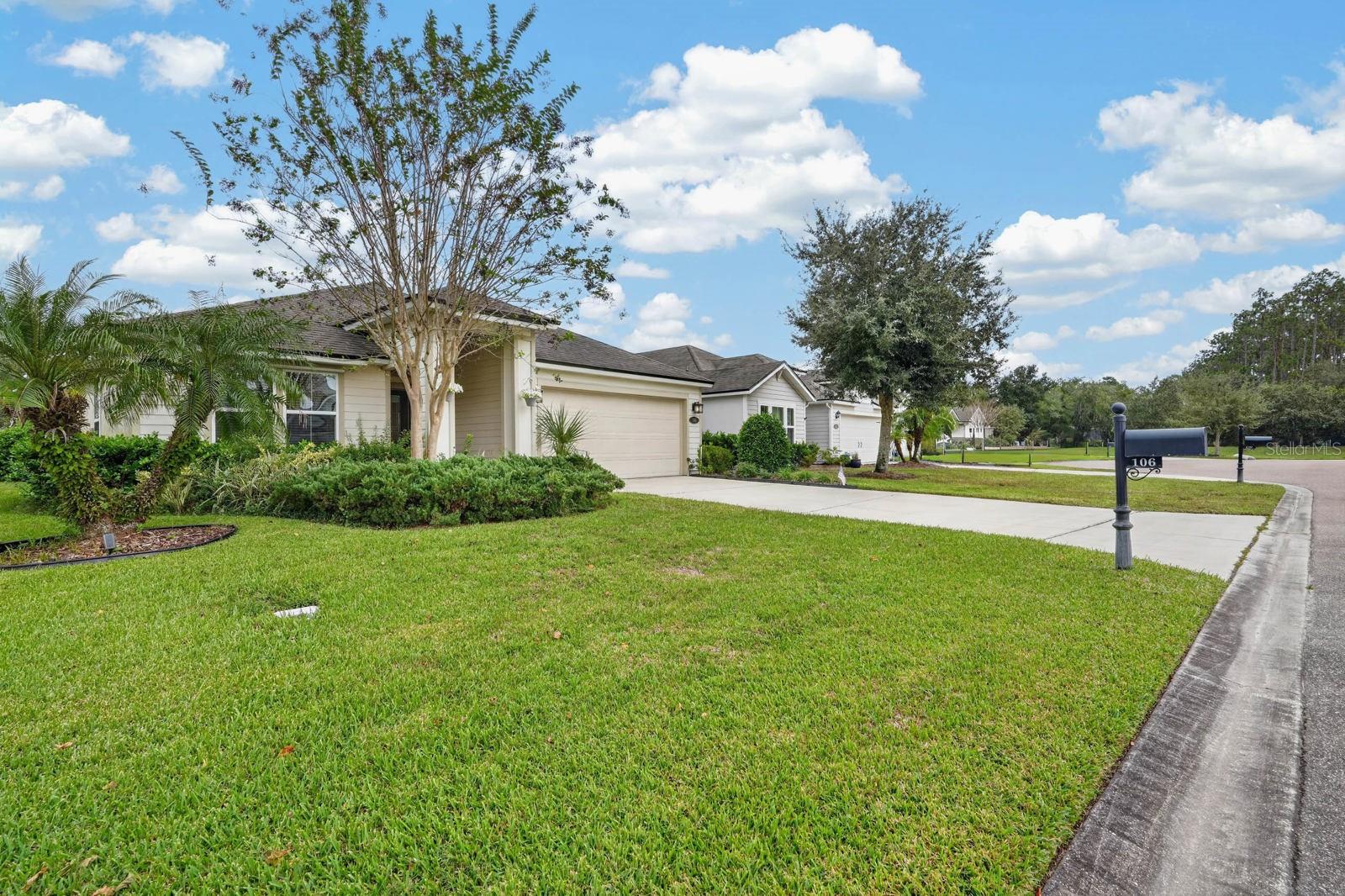 106 N COOPERS HAWK COURT, Palm Coast, FL 32164